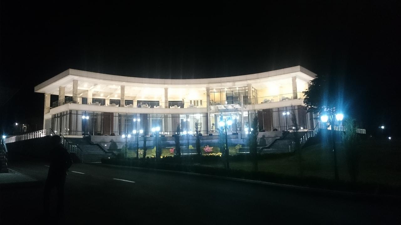 Hotel Sheki Park Exterior foto