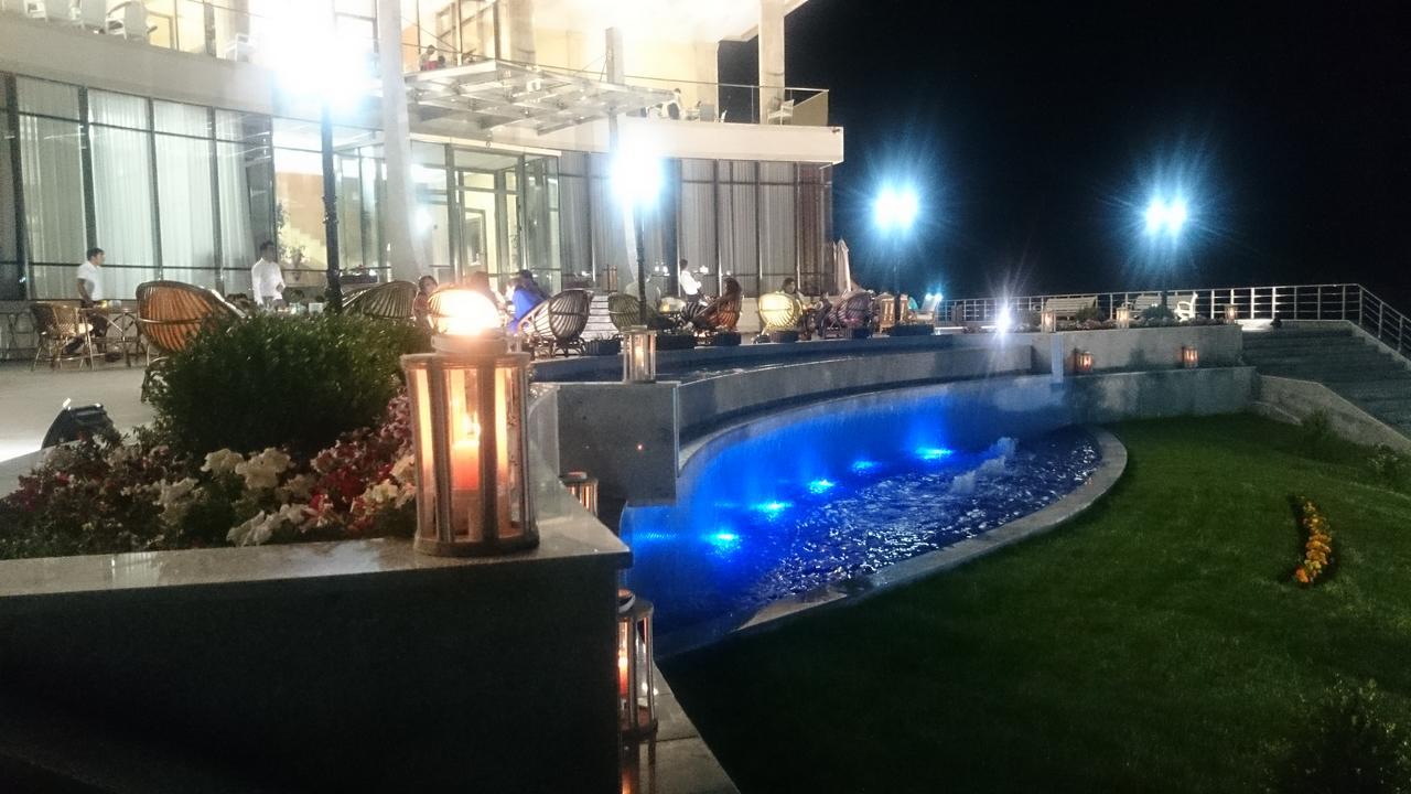 Hotel Sheki Park Exterior foto