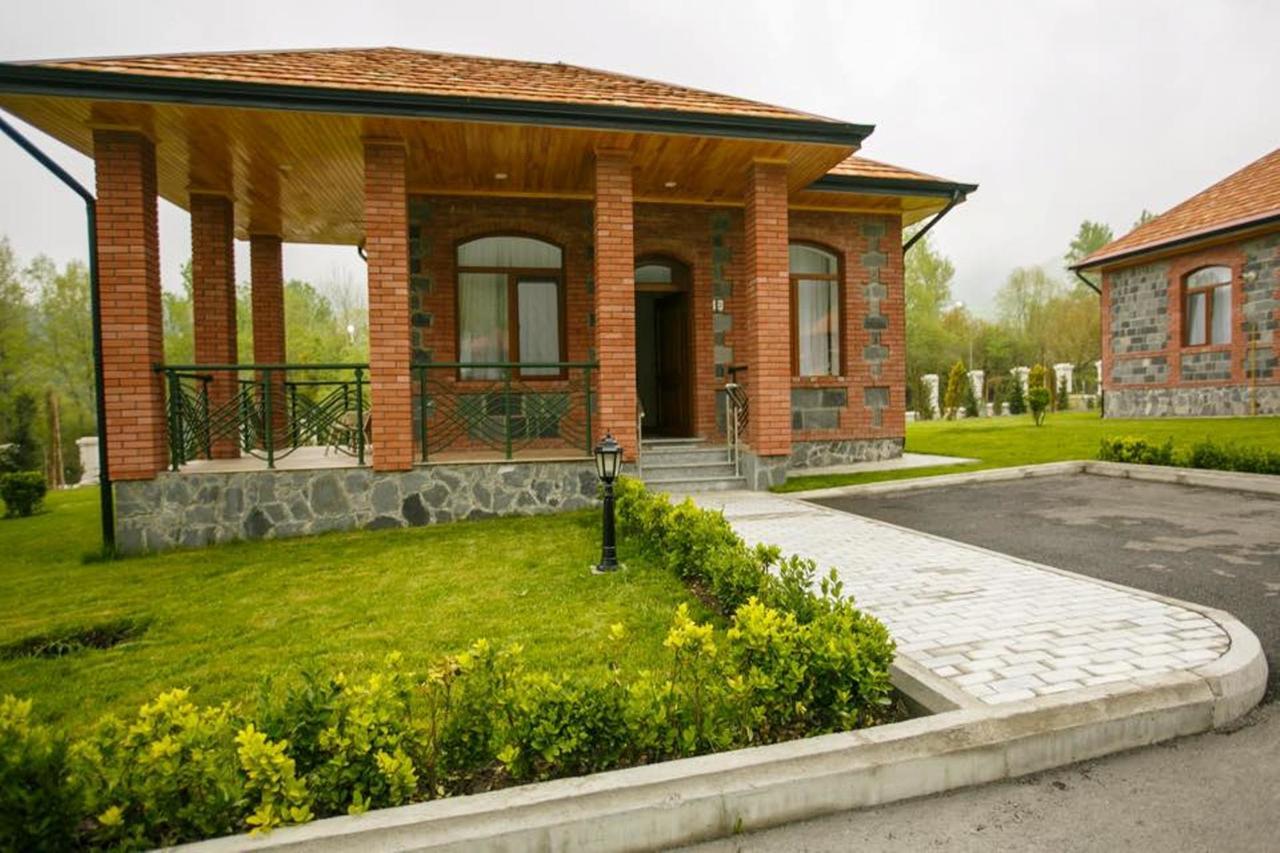 Hotel Sheki Park Exterior foto