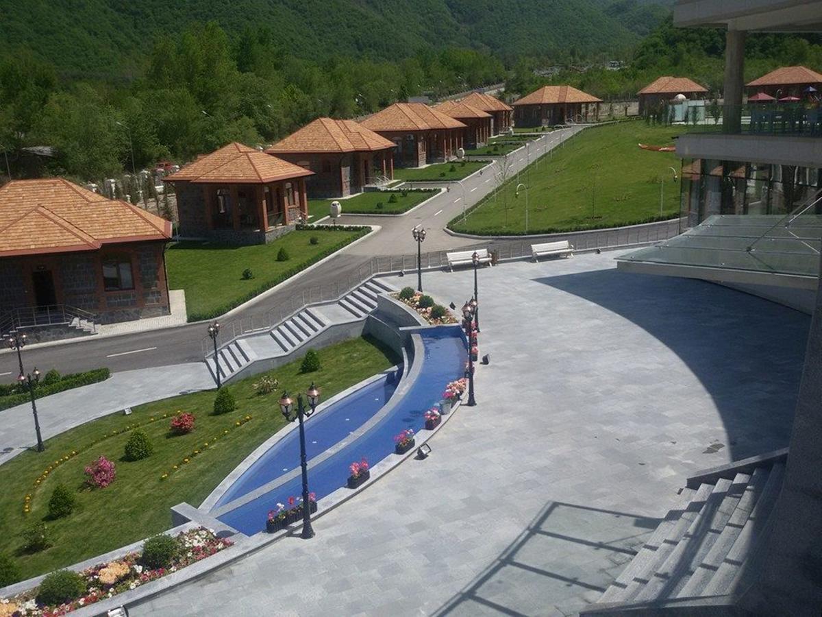 Hotel Sheki Park Exterior foto