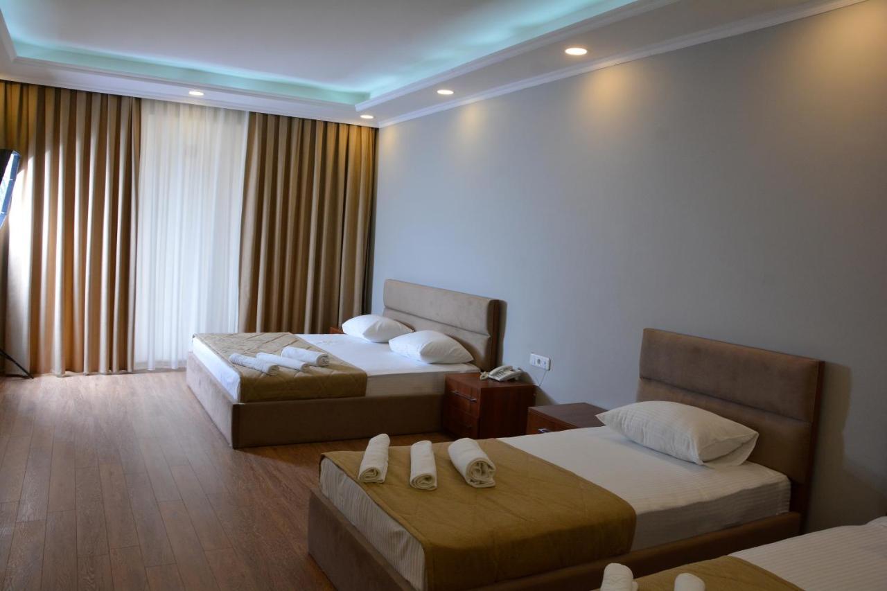 Hotel Sheki Park Exterior foto