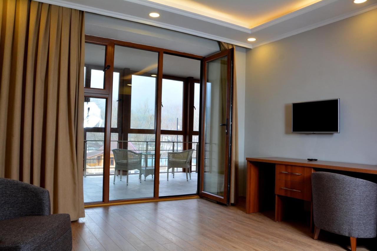 Hotel Sheki Park Exterior foto